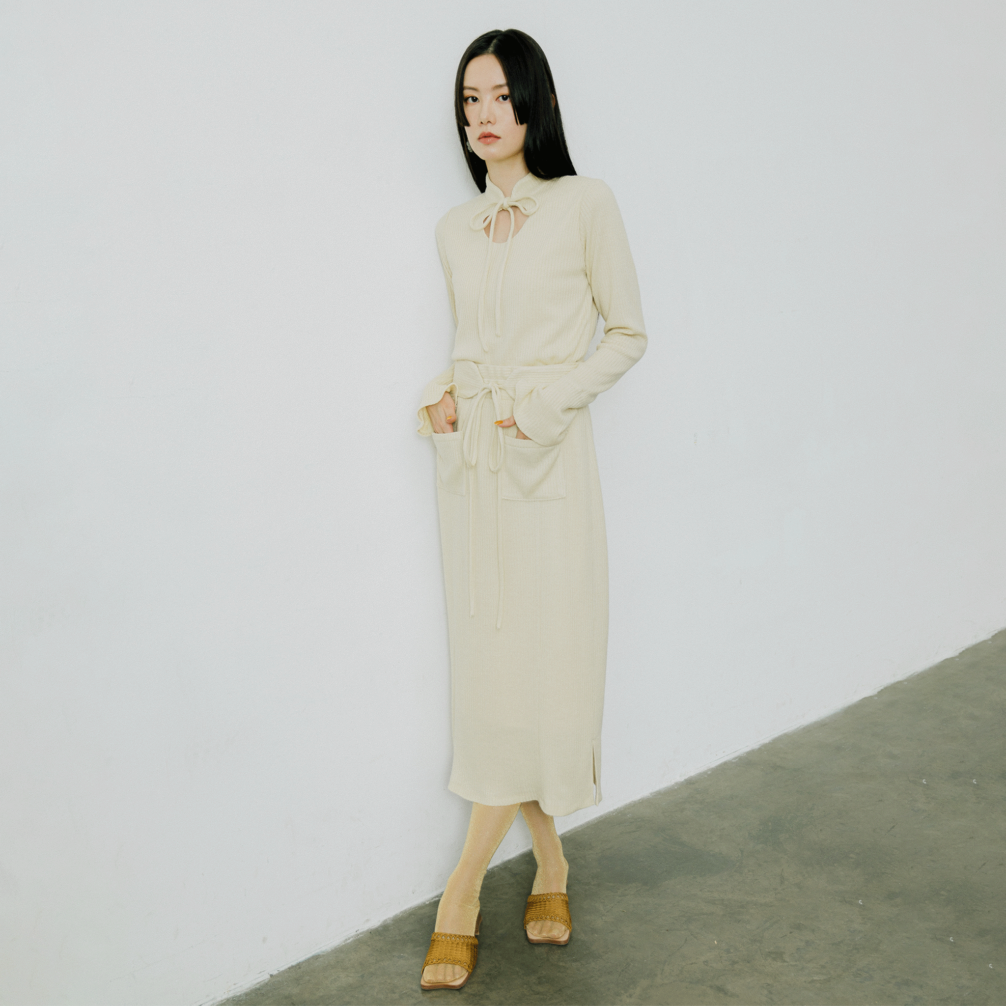 Waist belt ruched knit skirt