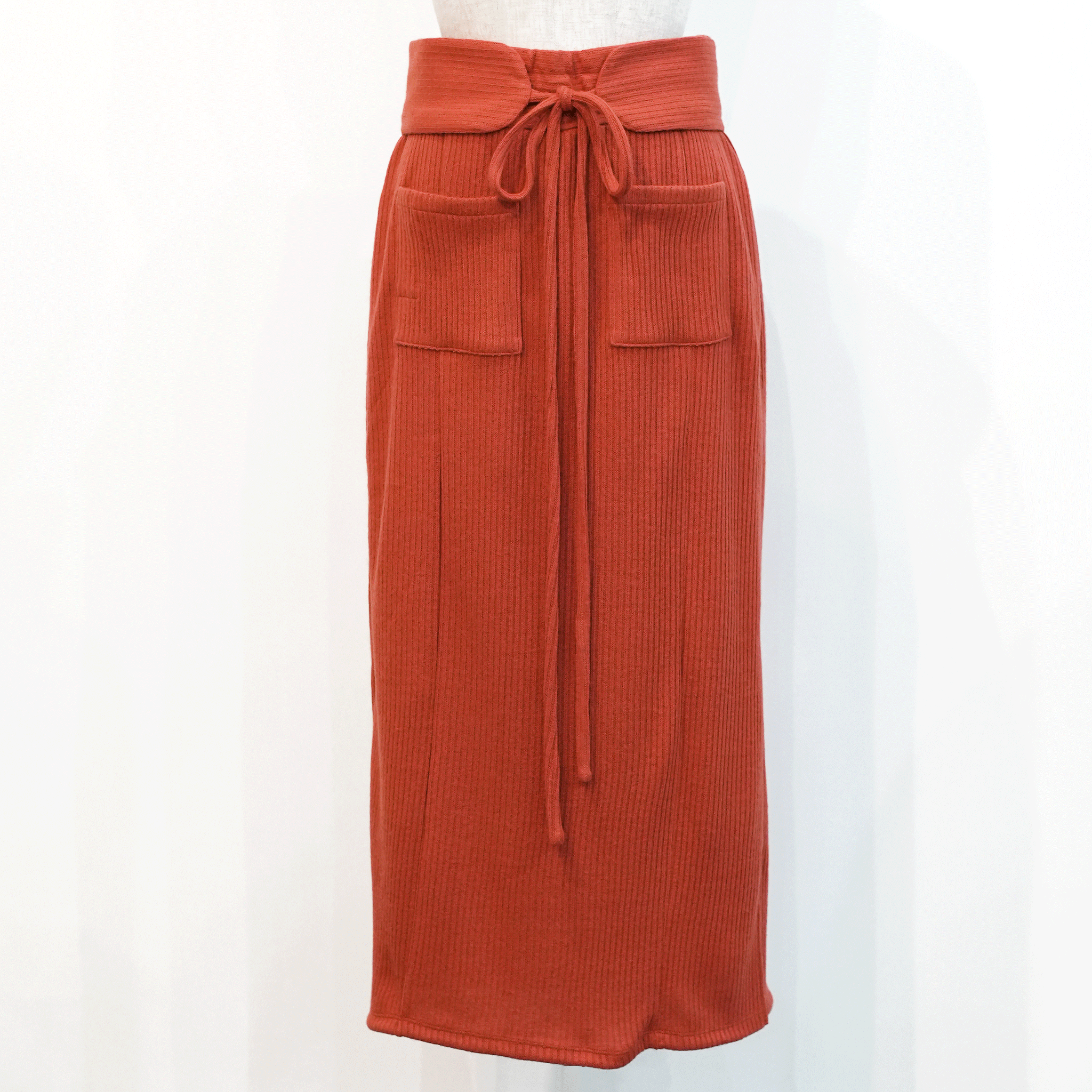 Waist belt ruched knit skirt