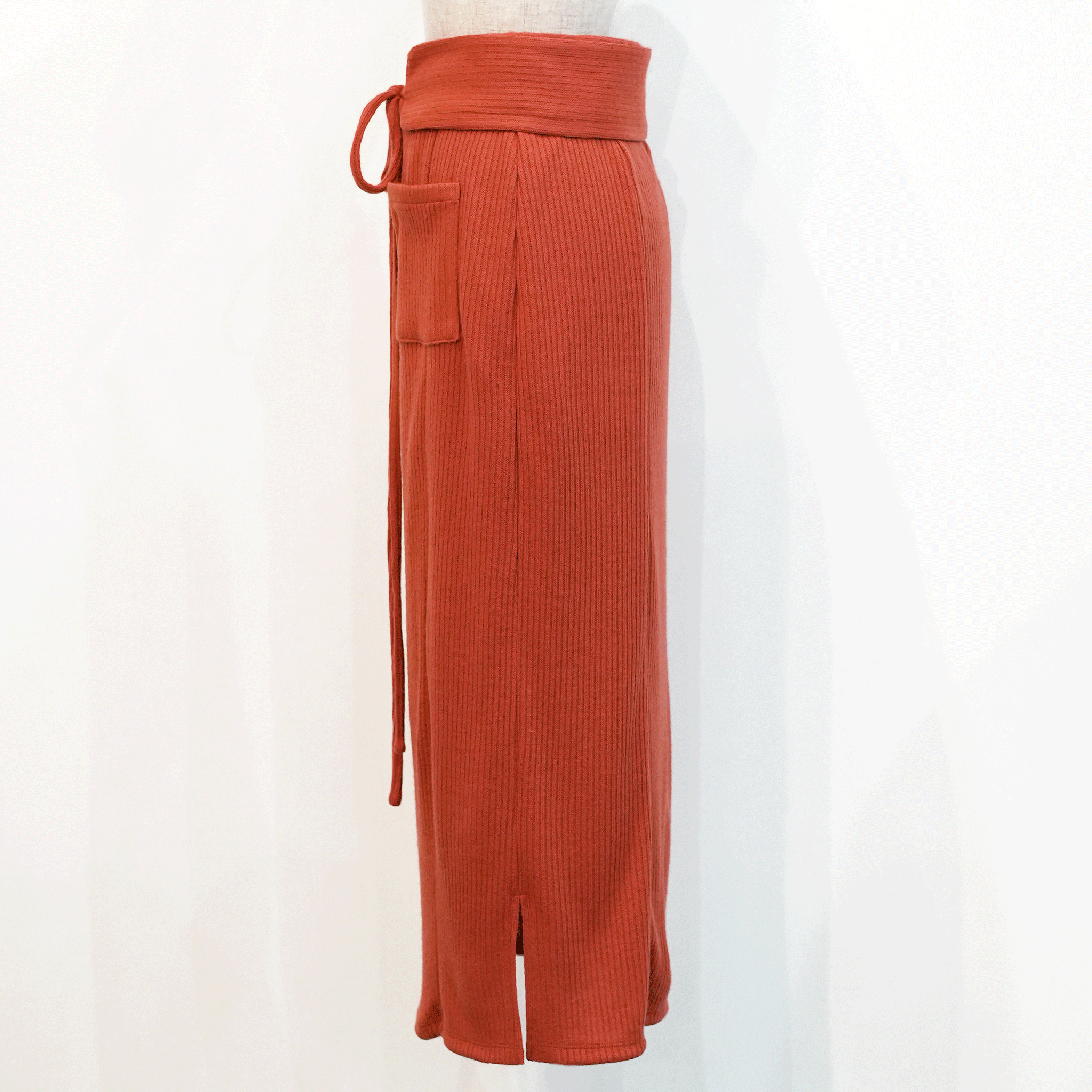 Waist belt ruched knit skirt