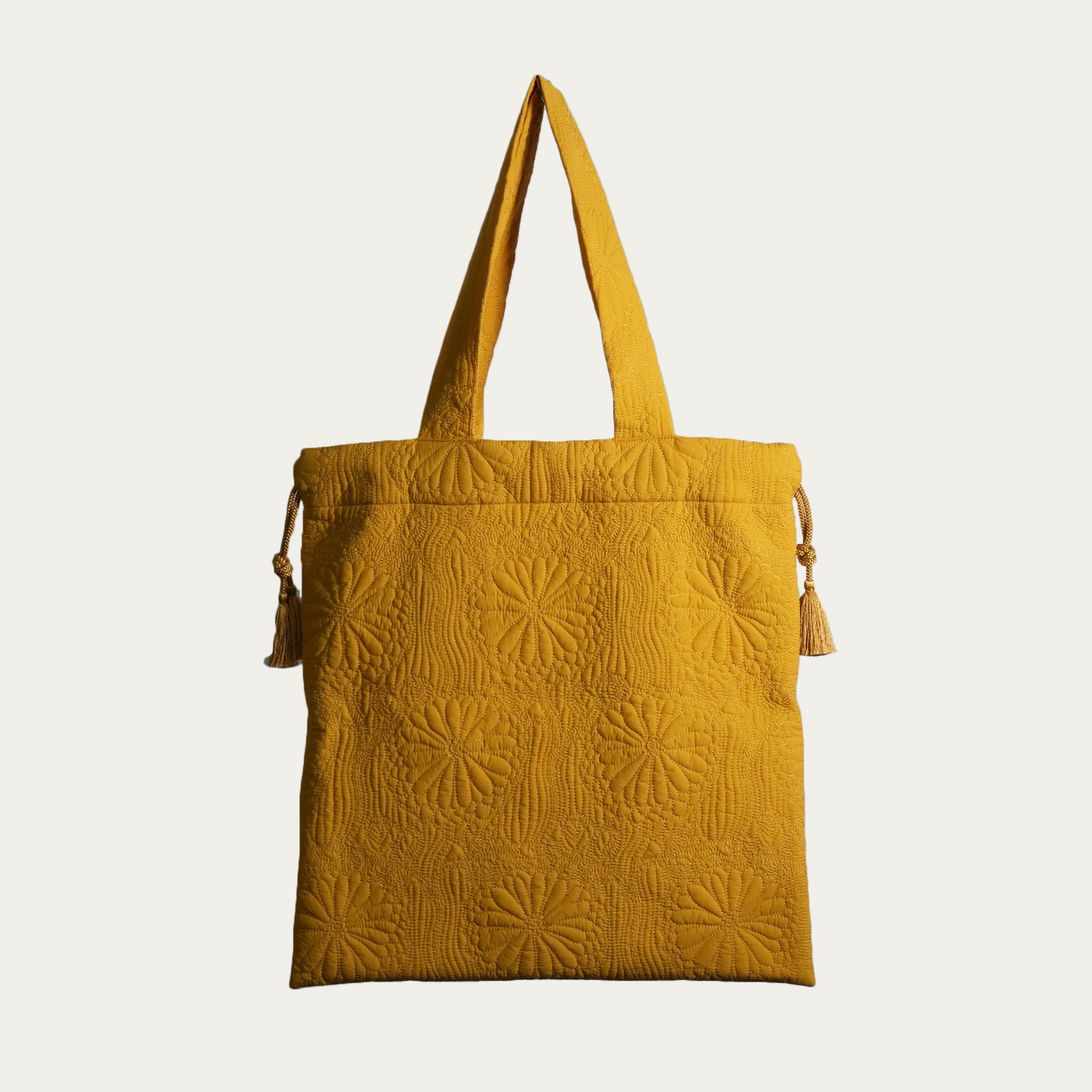KIKU quilted tote bag Yellow