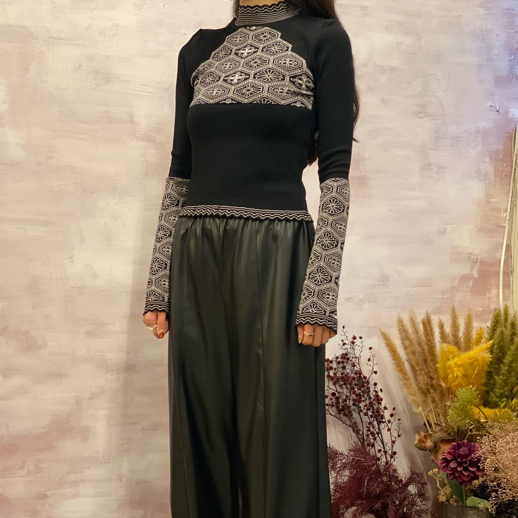 KIKU turtleneck Black