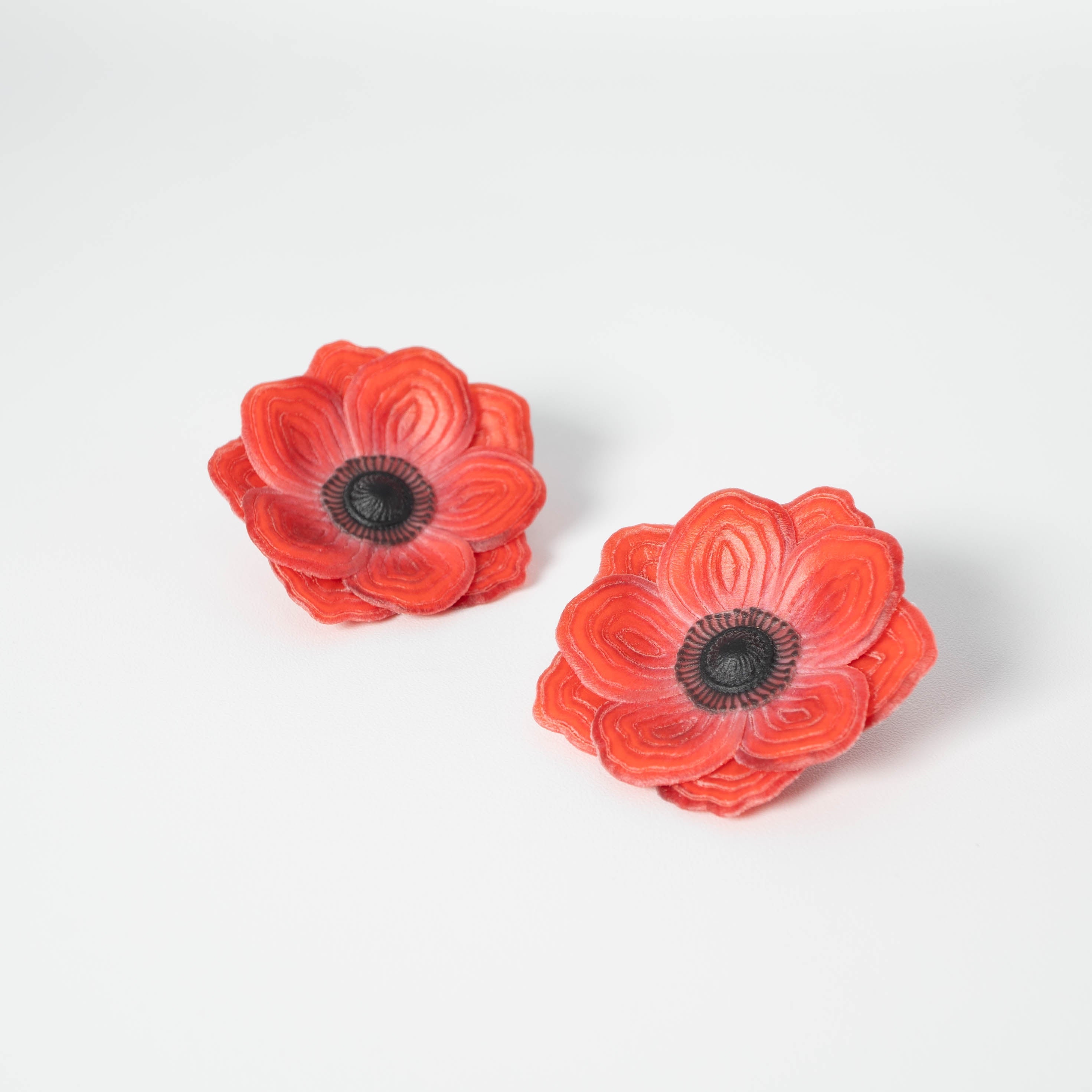 Anemone Flower Earrings - M - Red 【予約販売:2026年3月~4月発送予定】