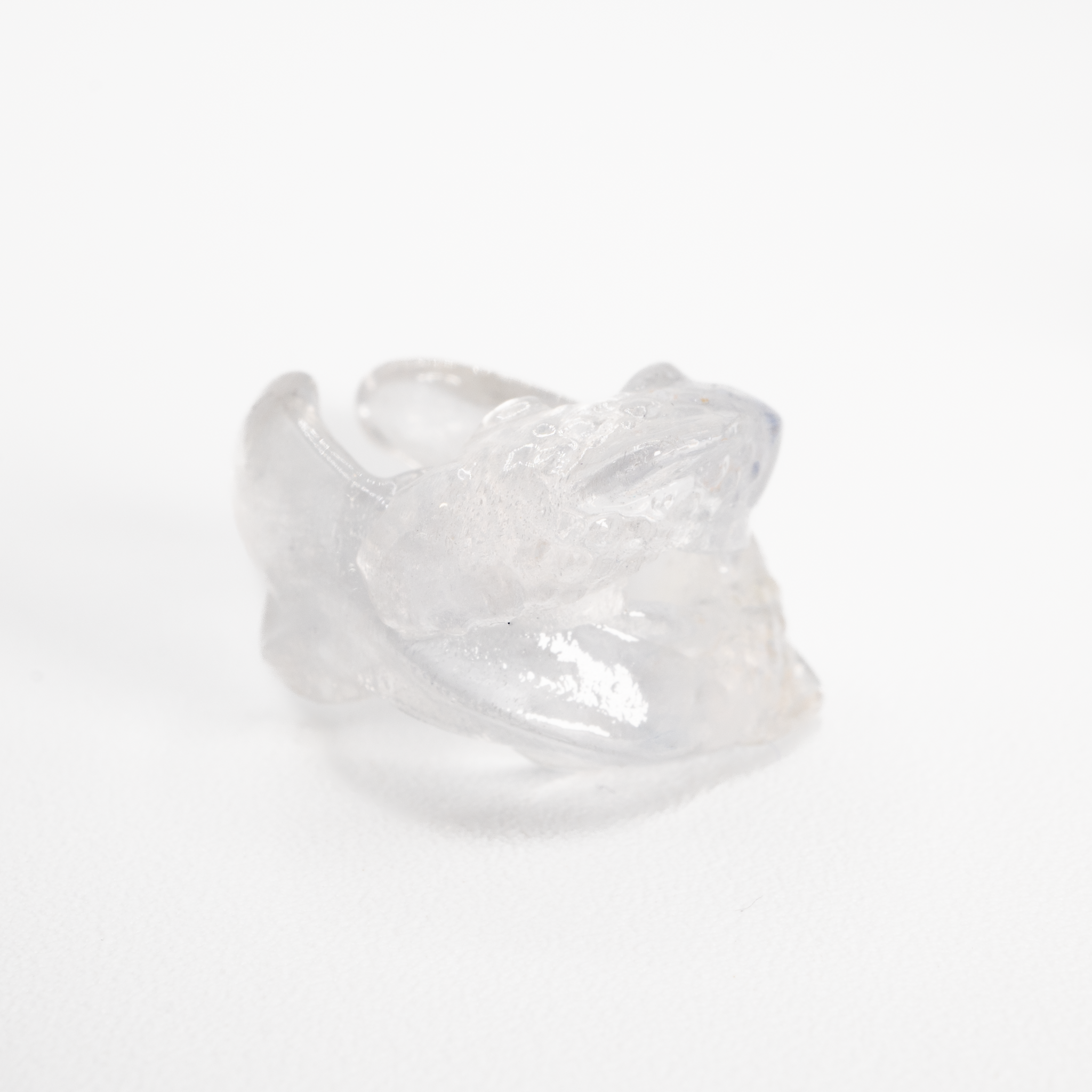Double fish ear cuff Clear