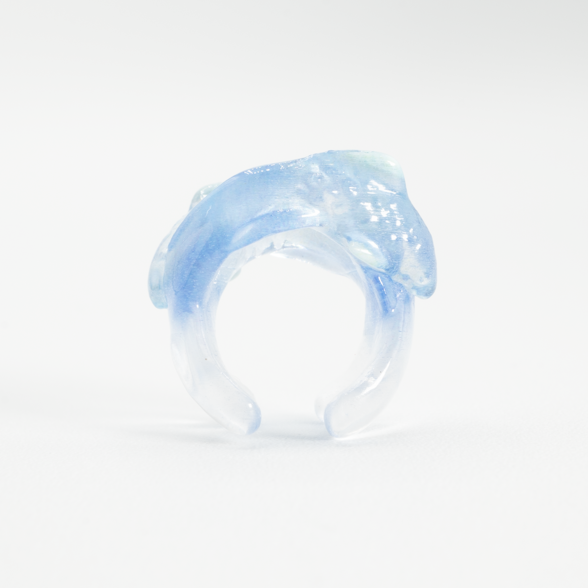 Double fish ear cuff Blue