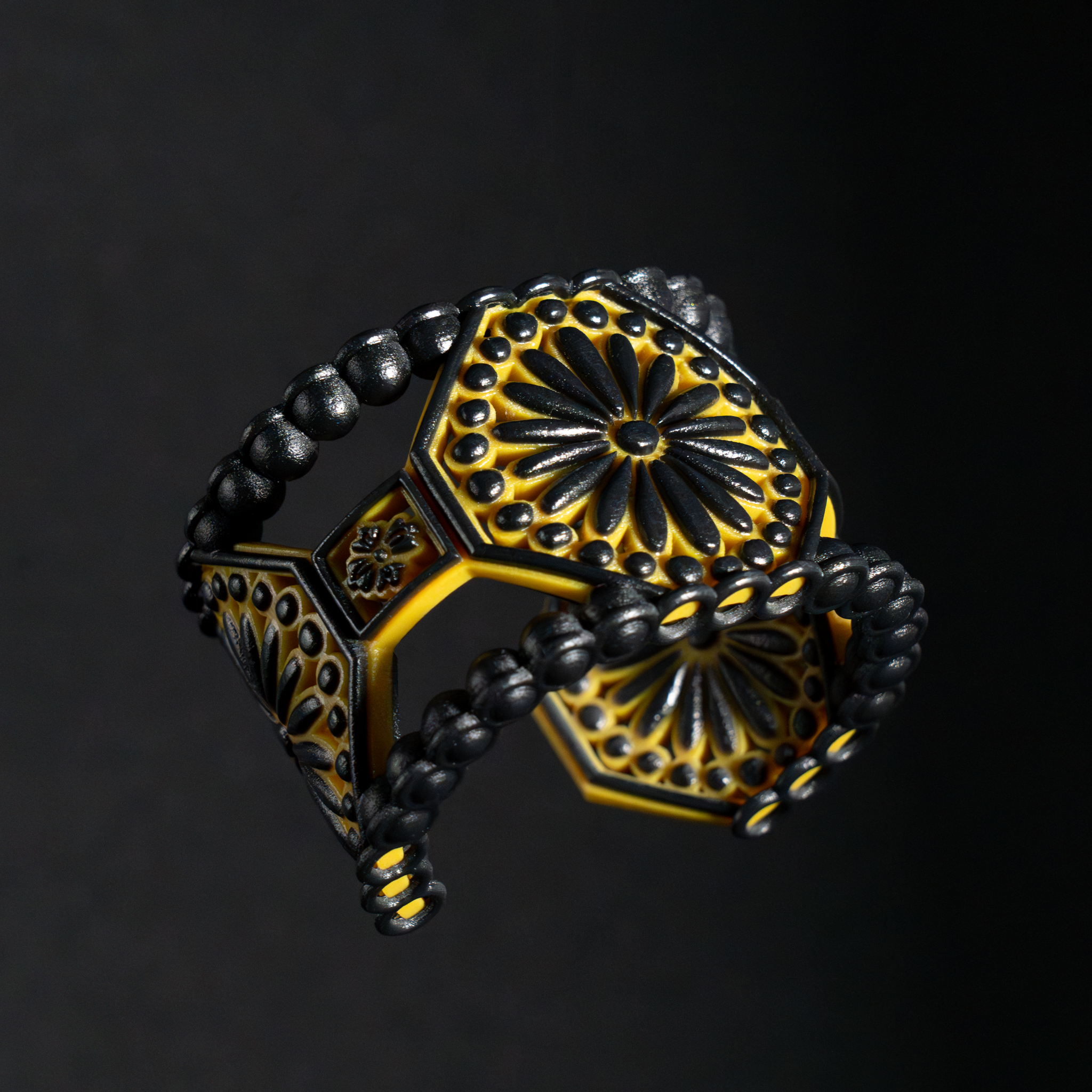 KIKU frame bracelet Black×Yellow