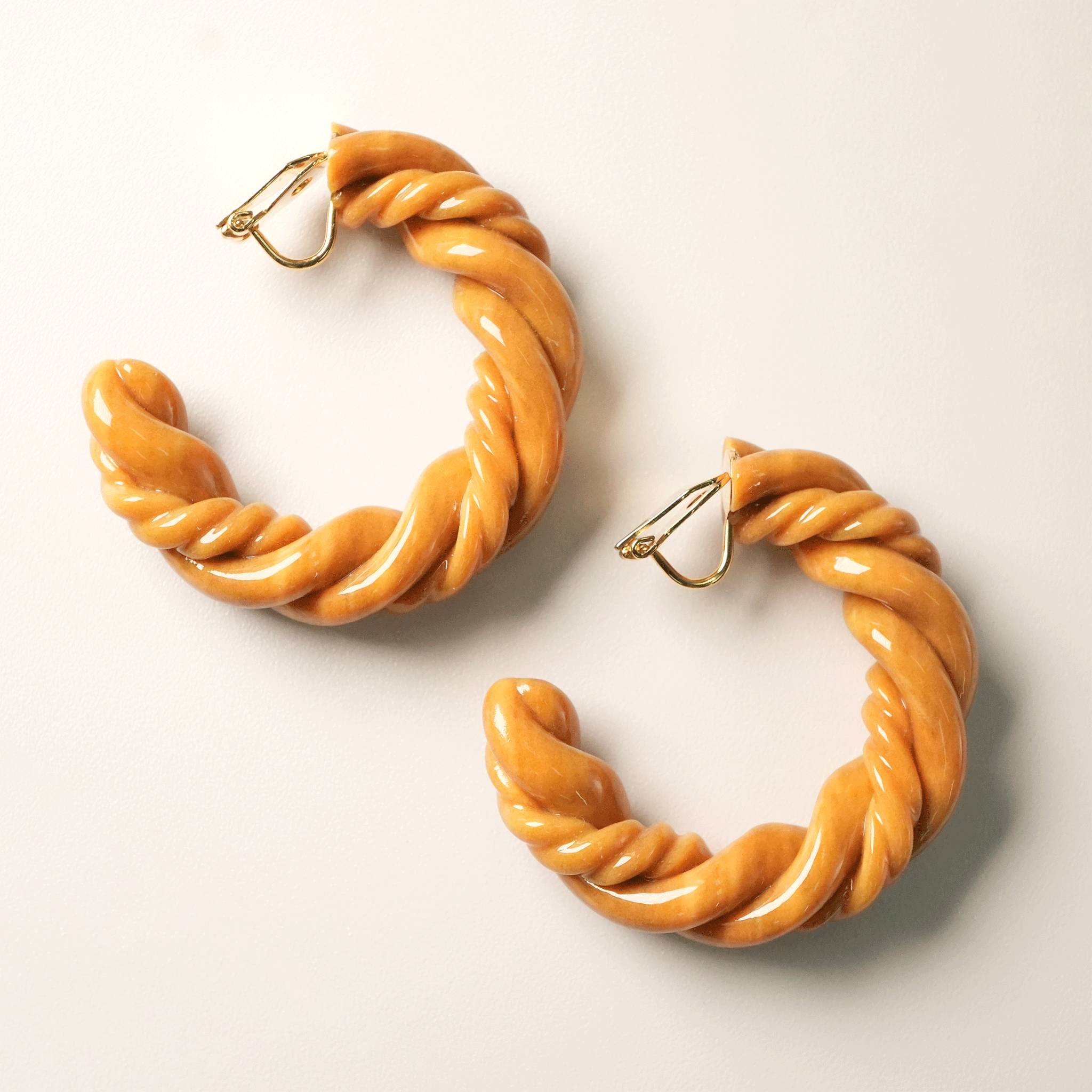 WOOD EARRINGS - M -