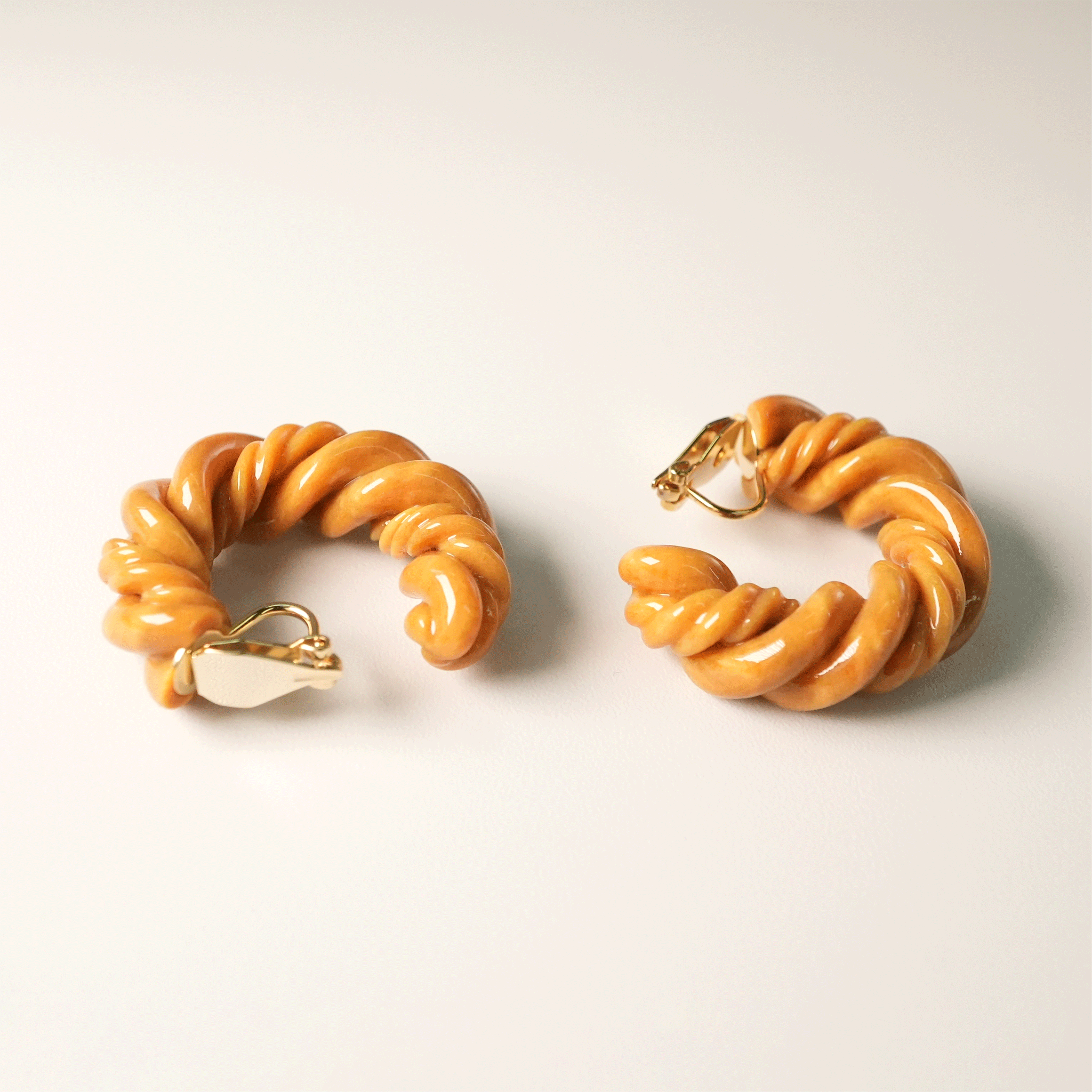 WOOD EARRINGS - S -