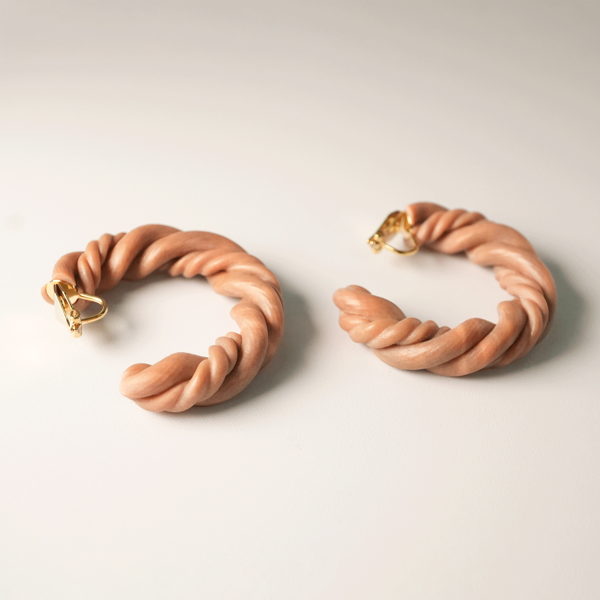 WOOD EARRINGS - M -