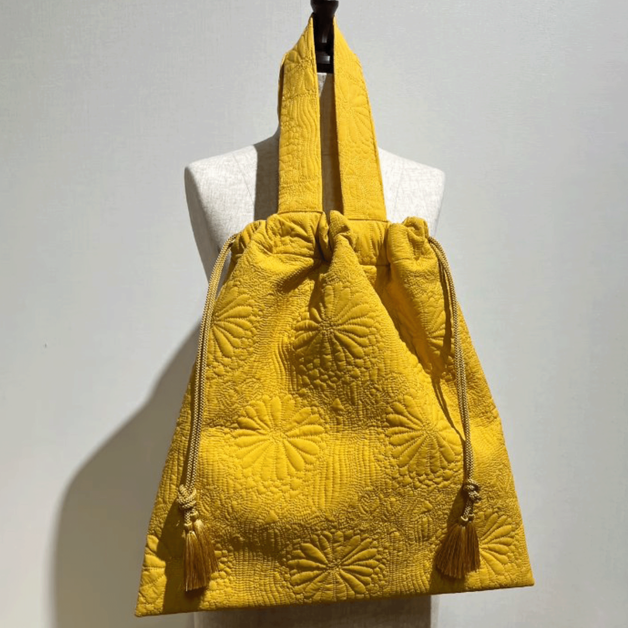 KIKU quilted tote bag Yellow