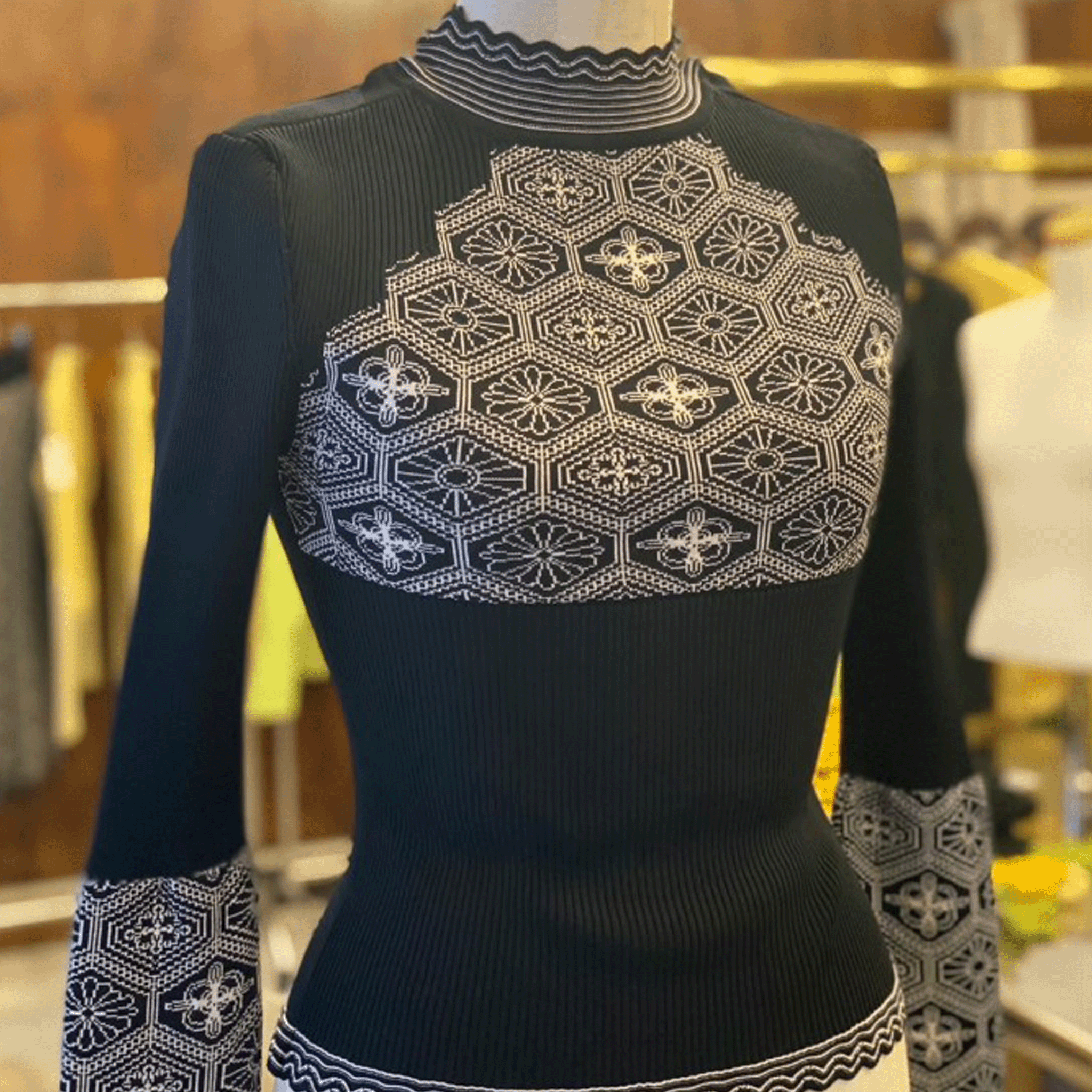 KIKU turtleneck Black