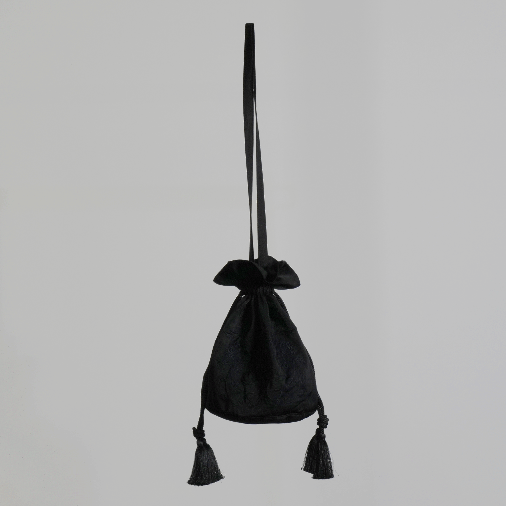 KIKU embroidered drawstring bag Black