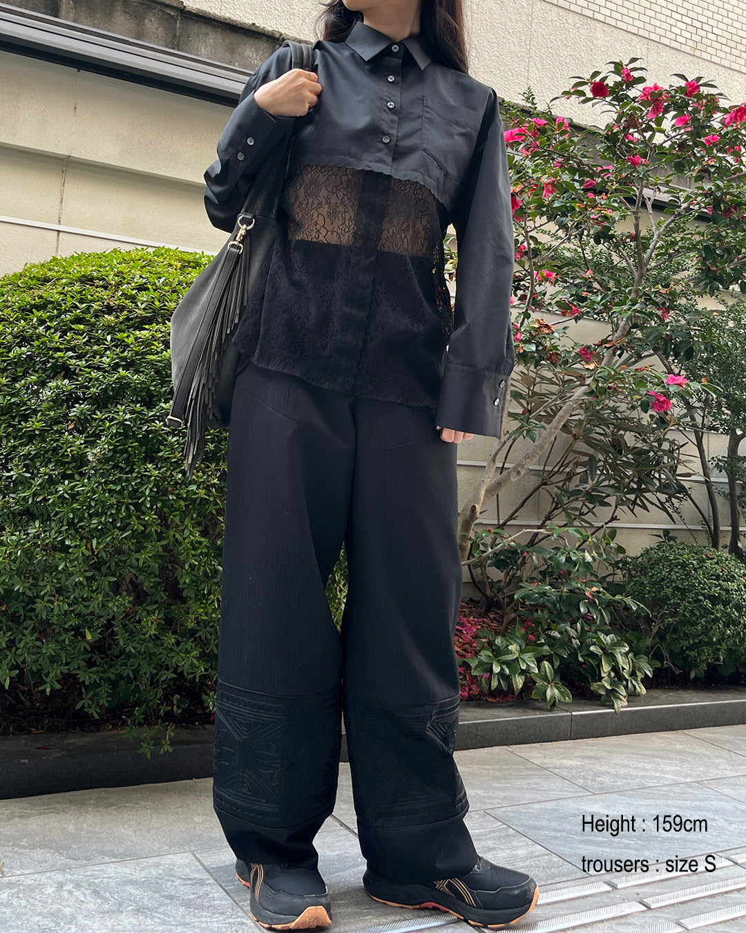 Lace-Paneled Striped Shirt Black【予約販売:2026年9月~10月発送予定】