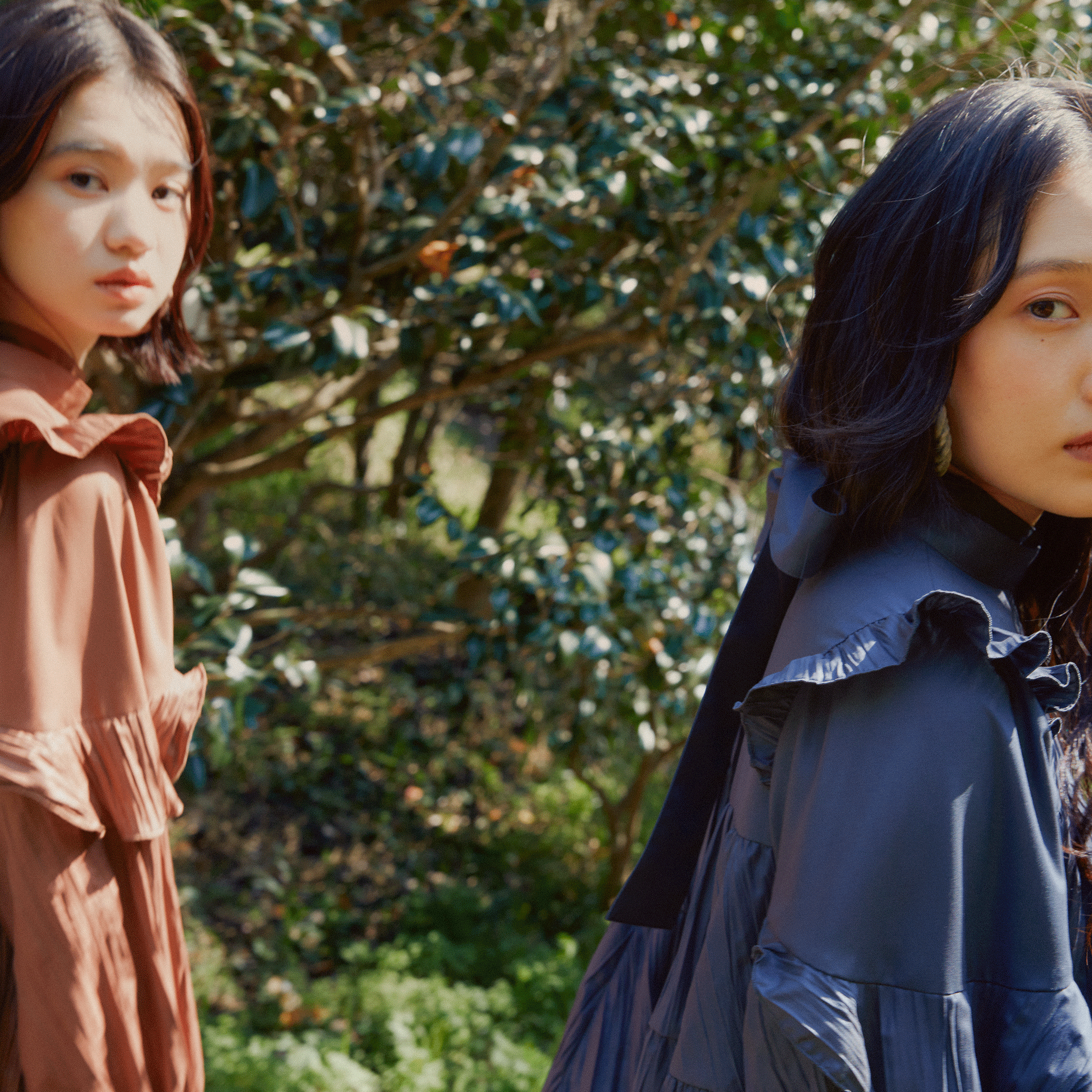 Ribbon tie crinkled mini dress Charcoal Gray