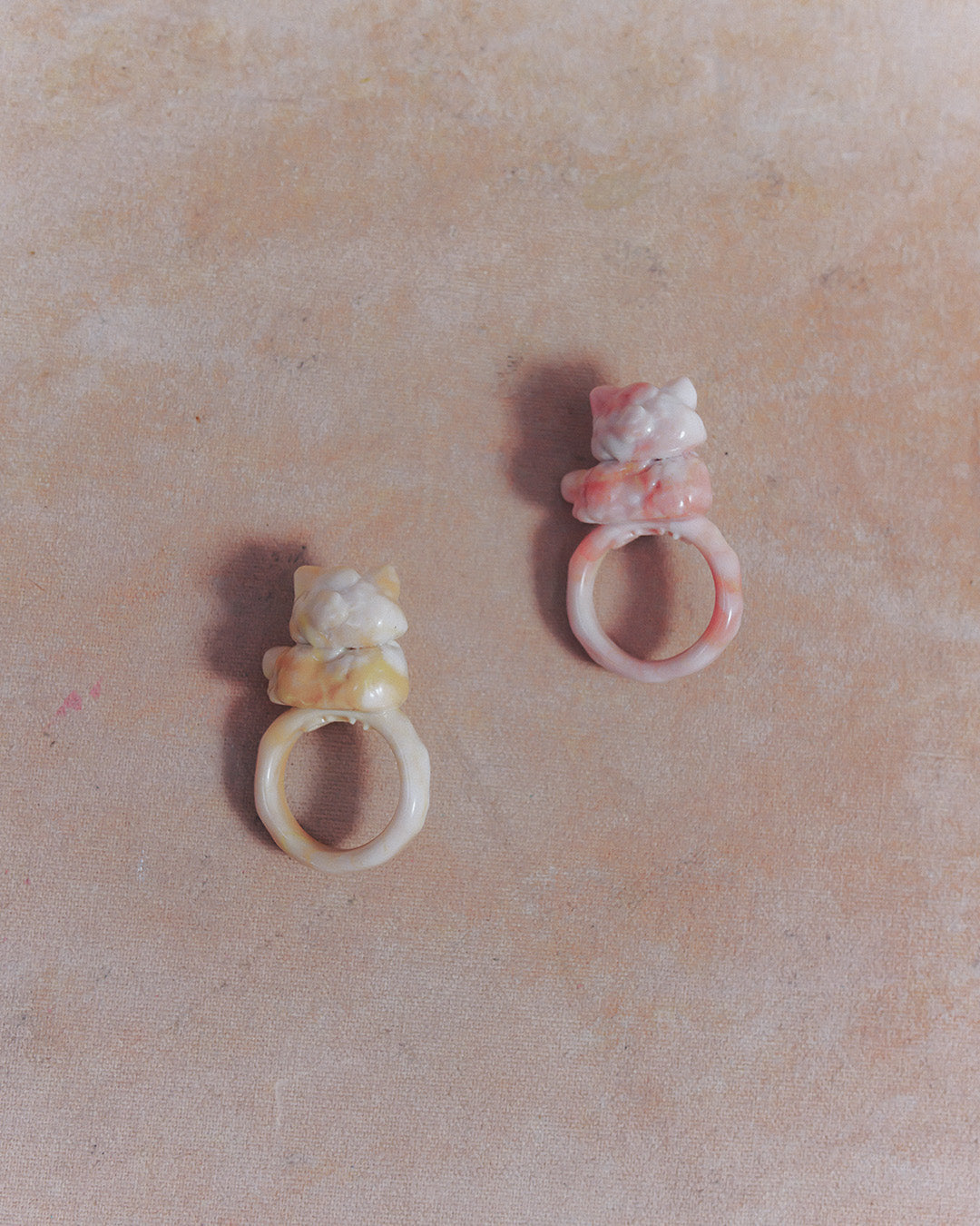 Hand-sculpted cat ring Marble pink【予約販売:2026年9月~10月発送予定】