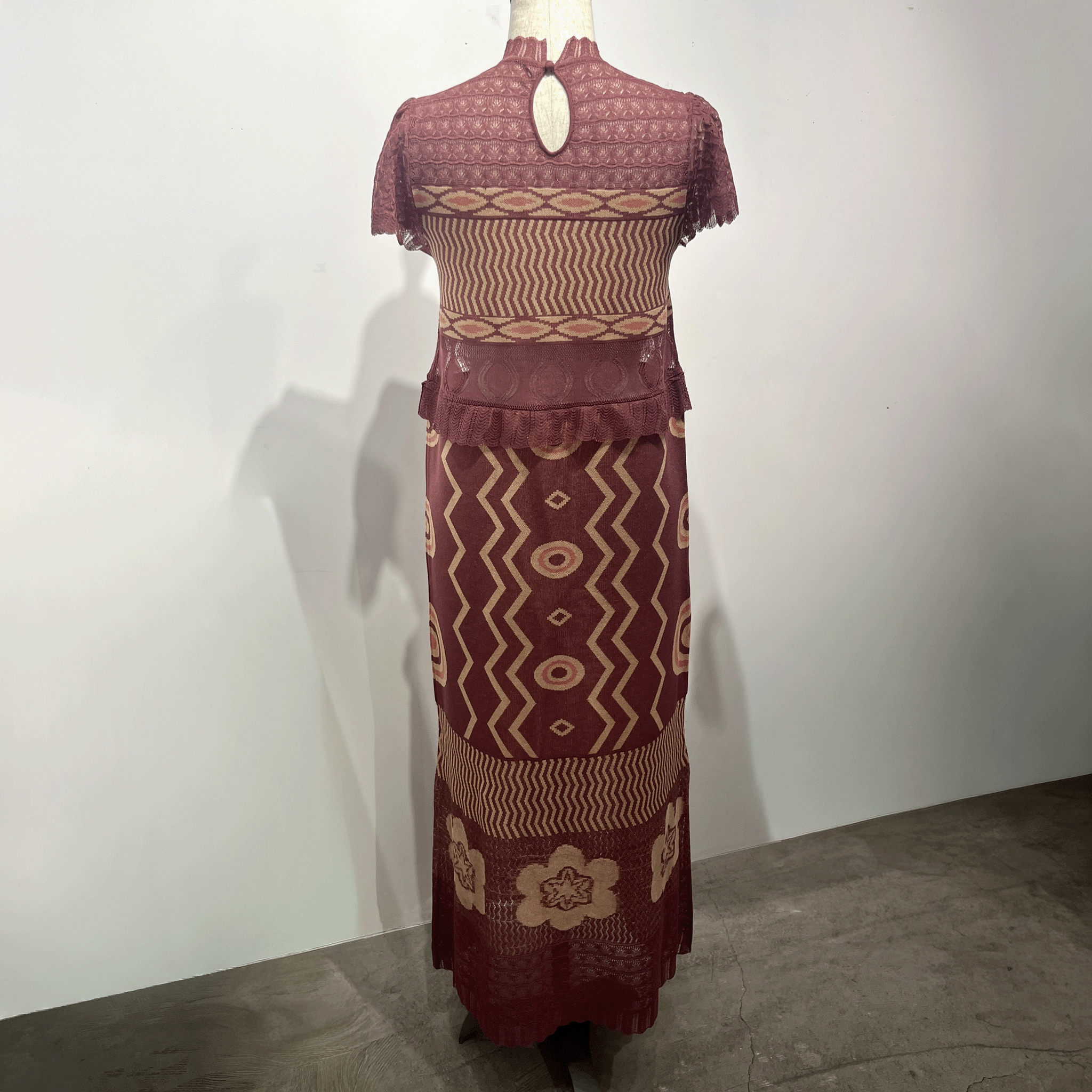 Wave-pattern lamé knitted dress Purple【4月発売予定】