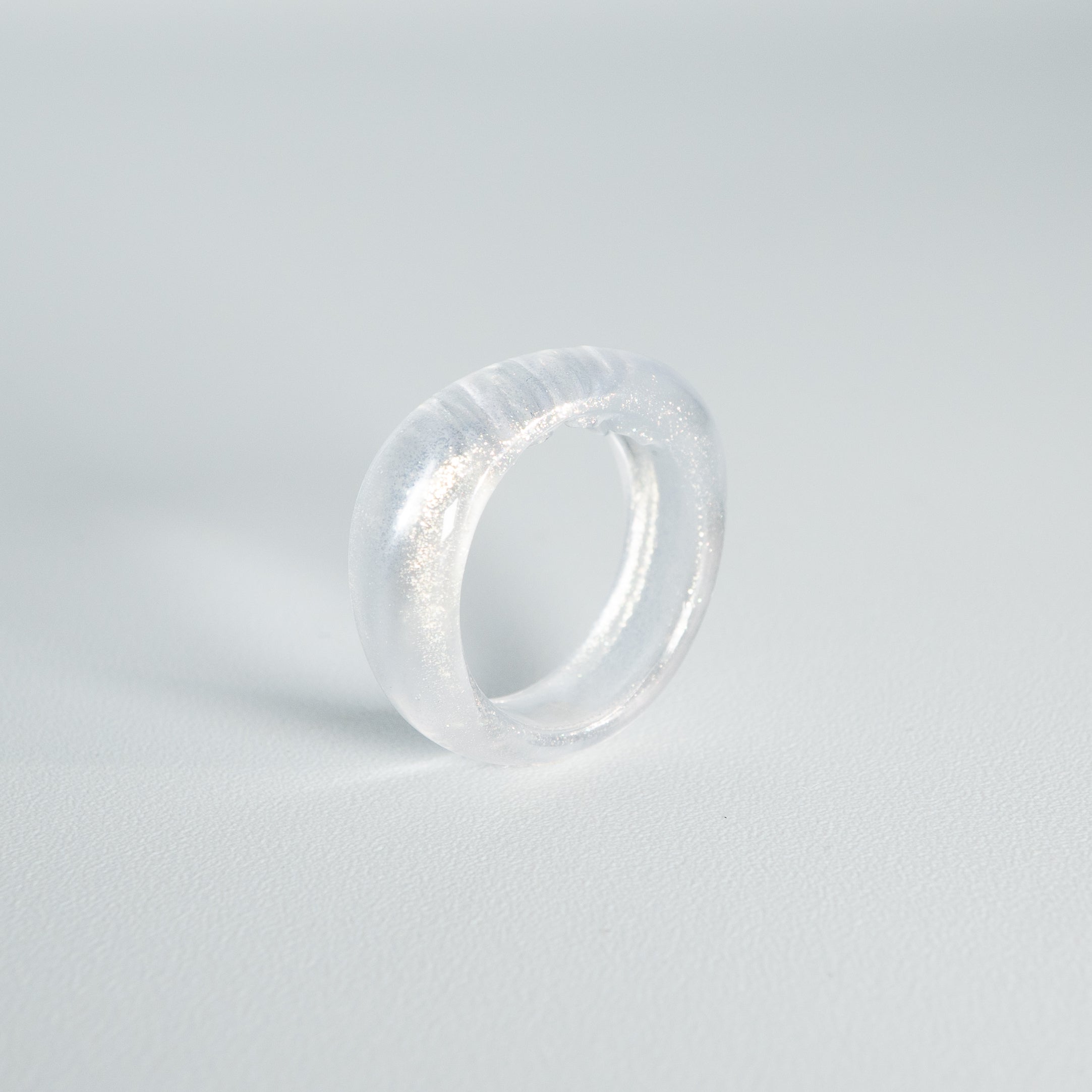 2009 RING Clear Gloss Gold Glitter