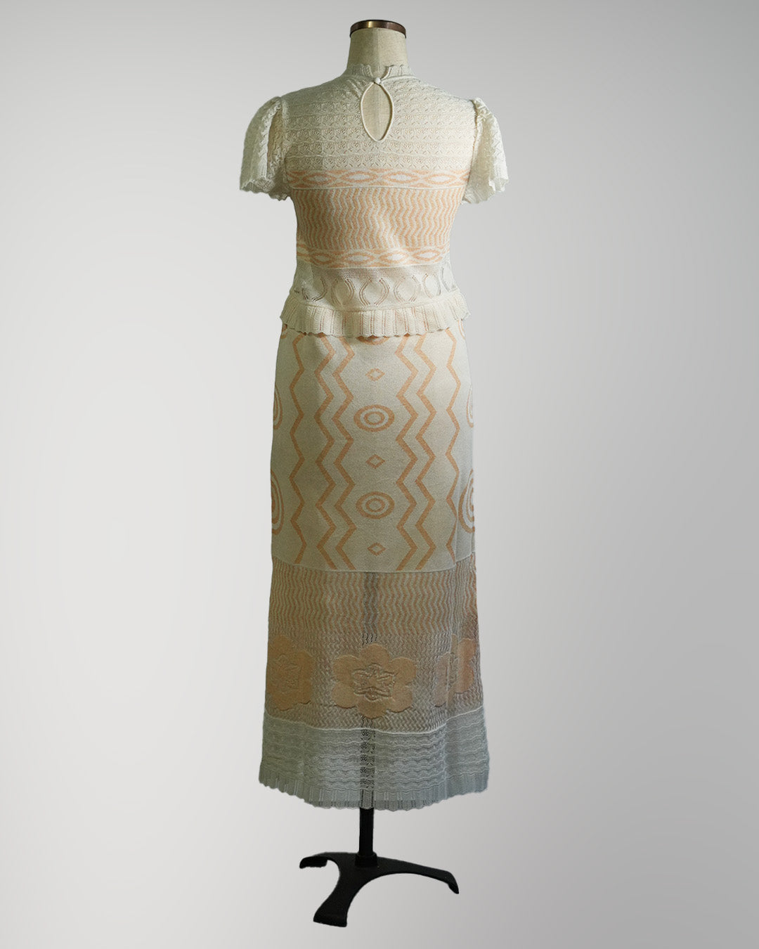 Wave-pattern lamé knitted dress White