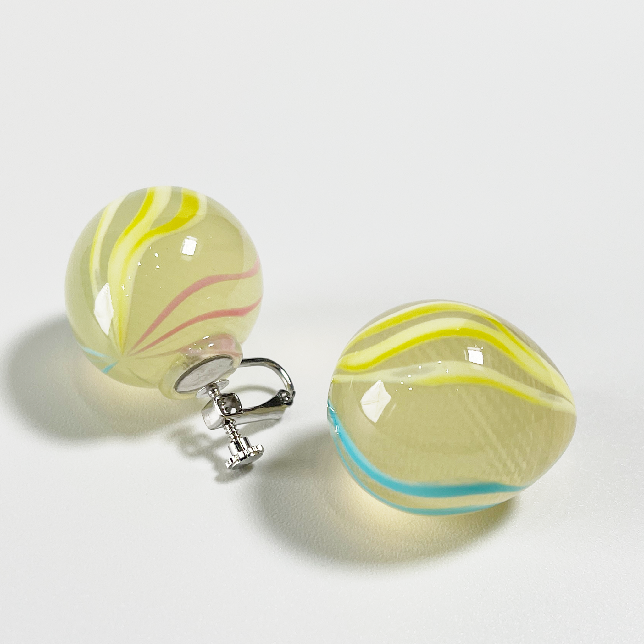 Water Balloon Earrings ( Set ) White【予約販売：2026年3月～5月発送予定】