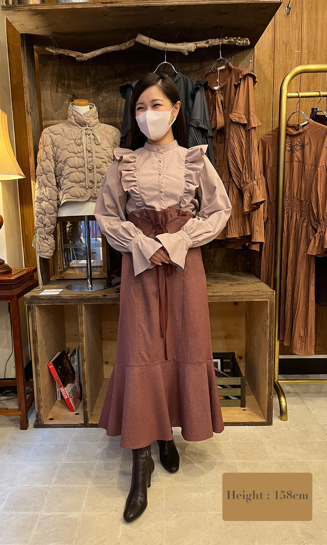Natural-die big raffle blouse