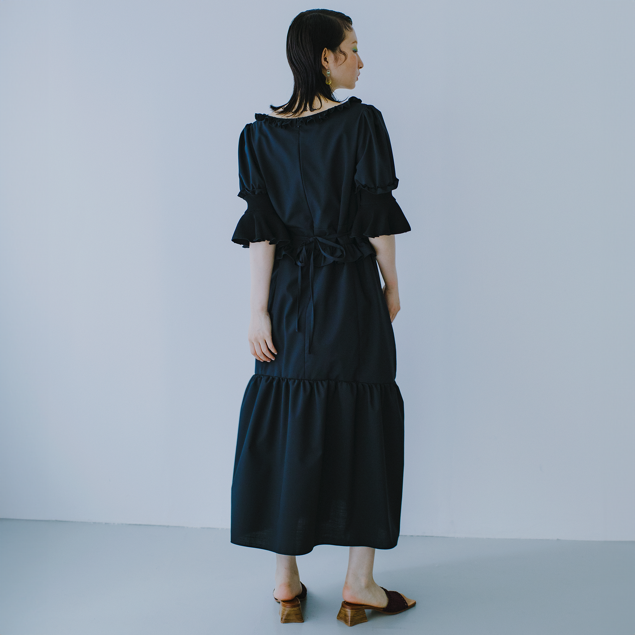 RIB FRILL MIDI DRESS