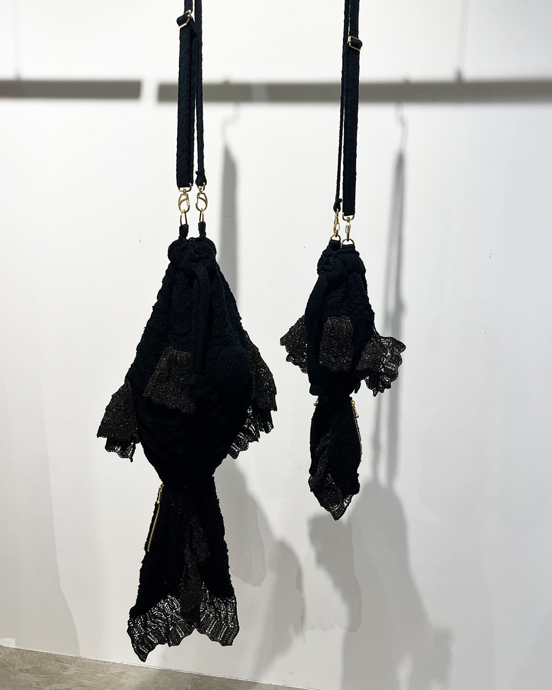 Goldfish Knit Bag Mini Demekin Black [PRE-ORDER]