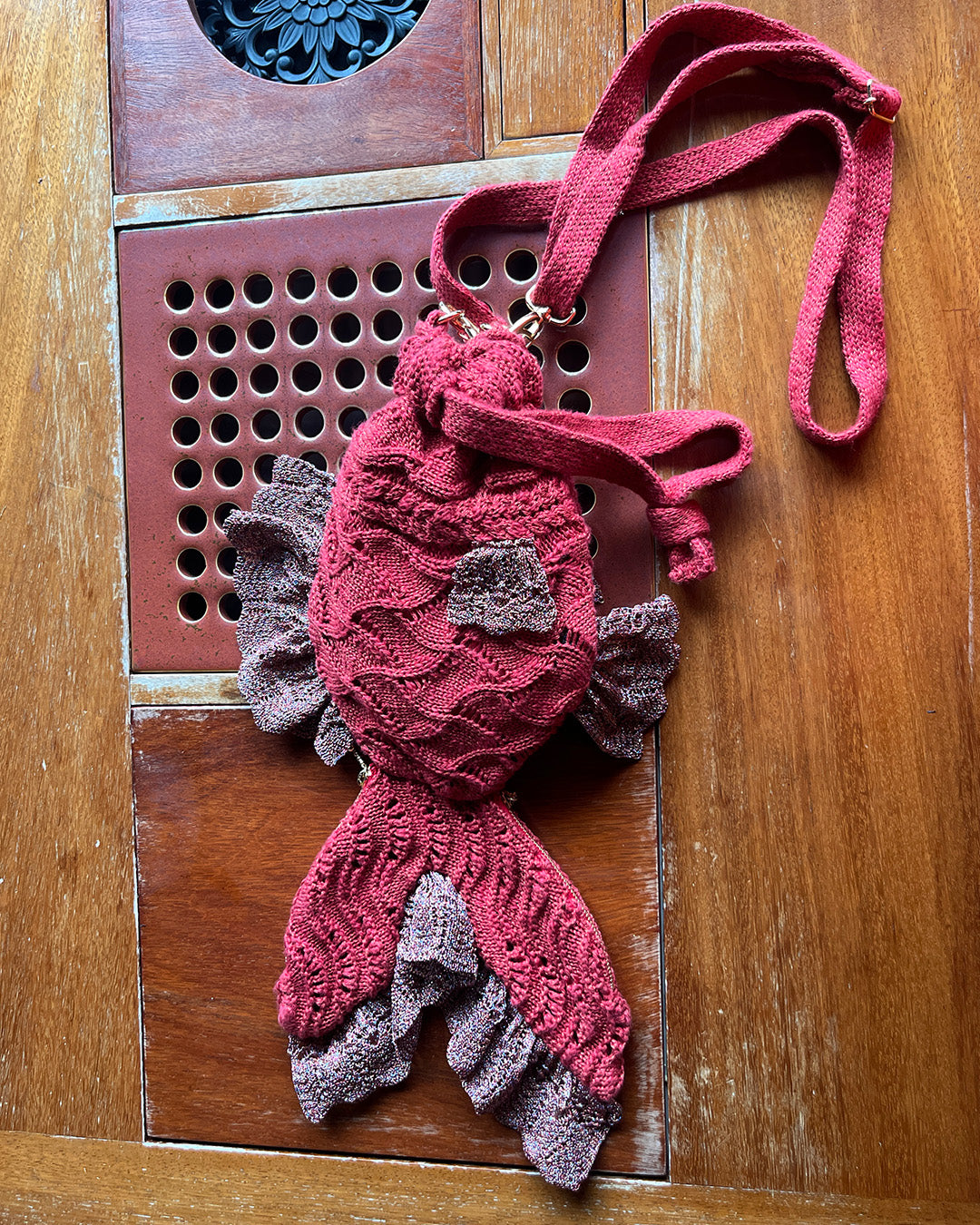 Goldfish Knit Bag Mini Red [PRE-ORDER]