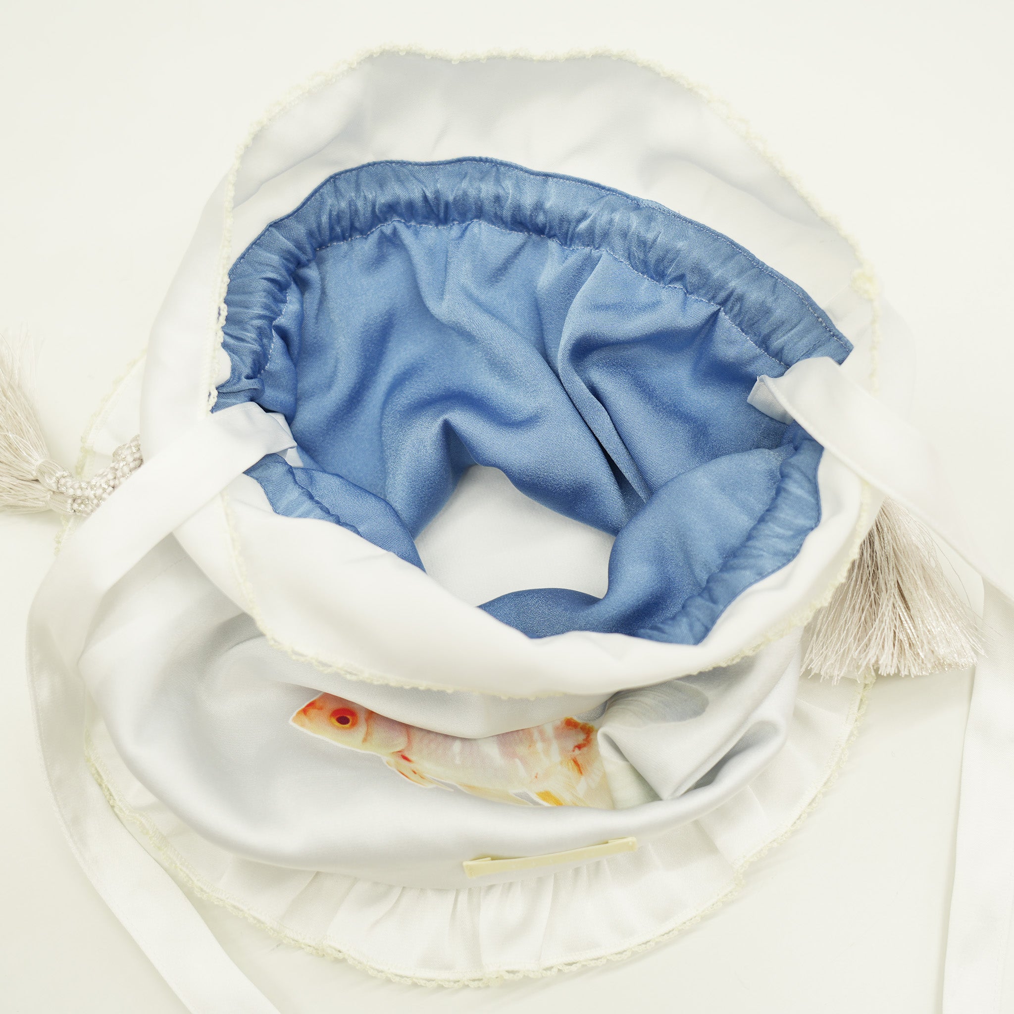 Goldfish bowl Draw String Bag White Goldfish【予約販売：2026年3月～5月発送予定】