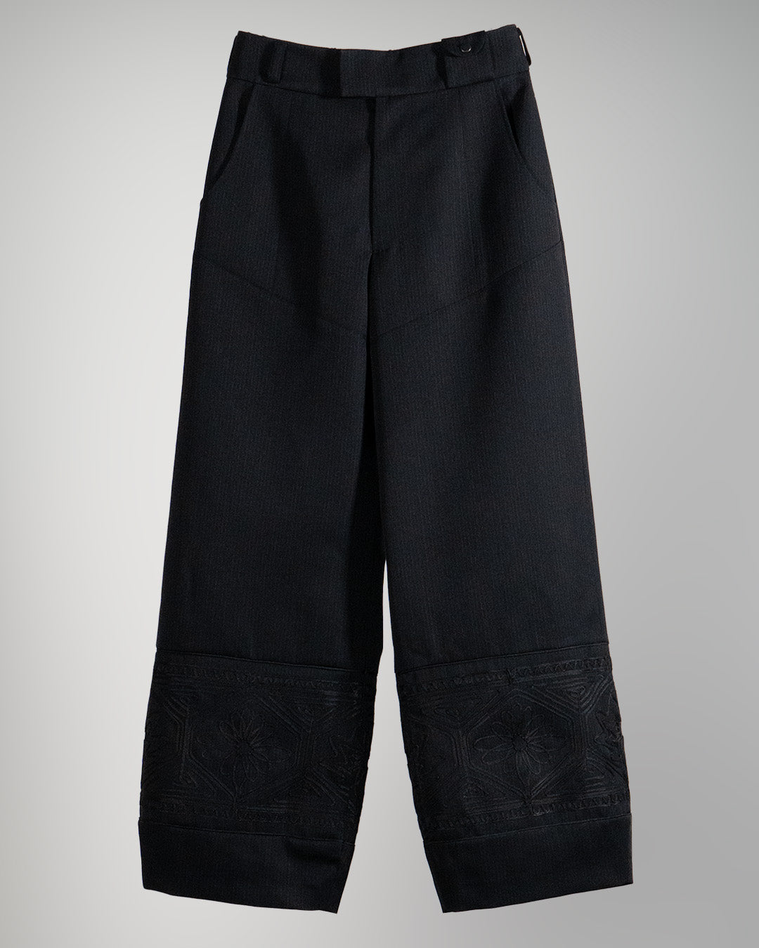 KIKU embroidered wide-leg wool suit trousers Black【予約販売：2026年9月～10月発送予定】