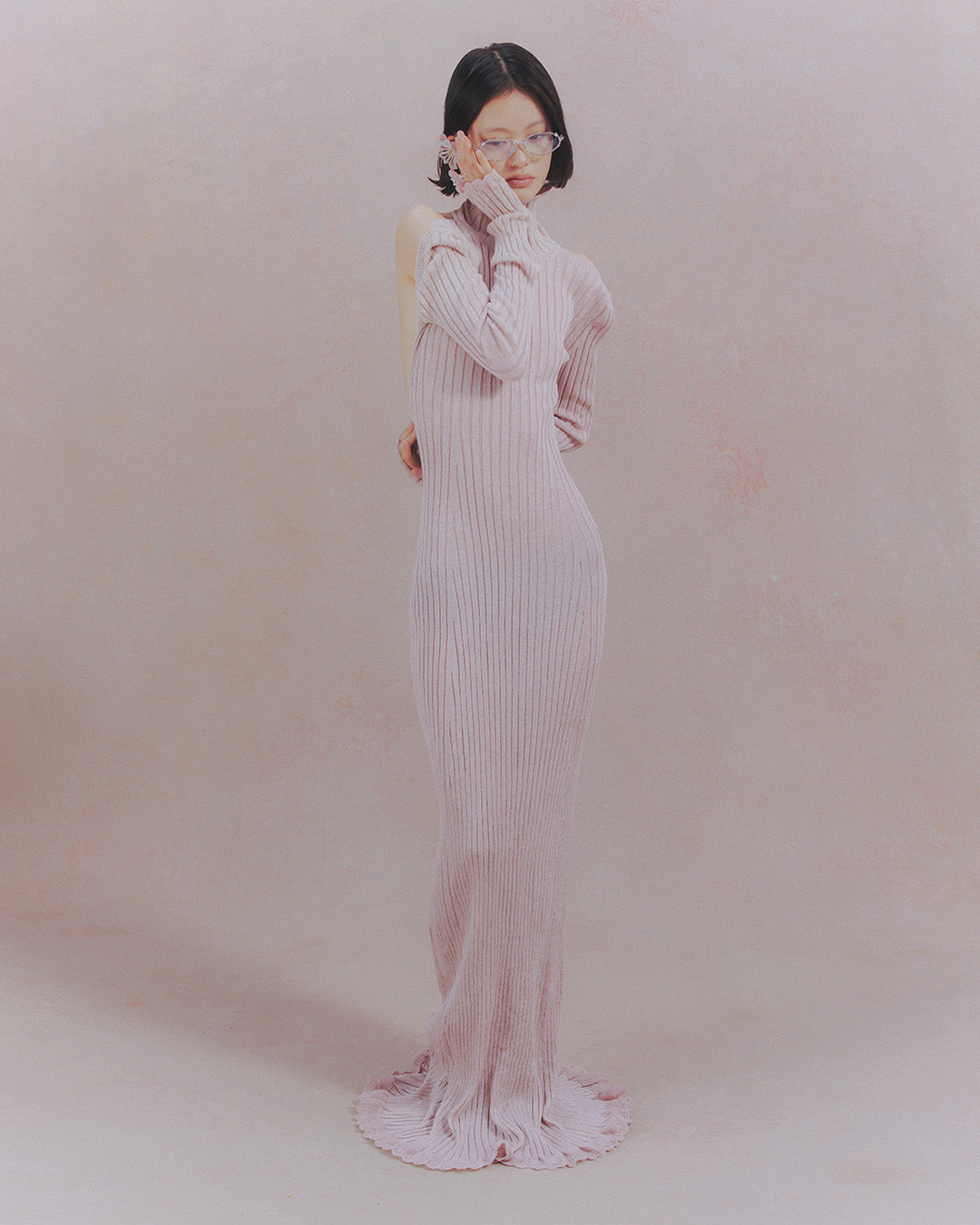 Lame knit back open dress Pale pink【予約販売：2026年9月～10月発送予定】
