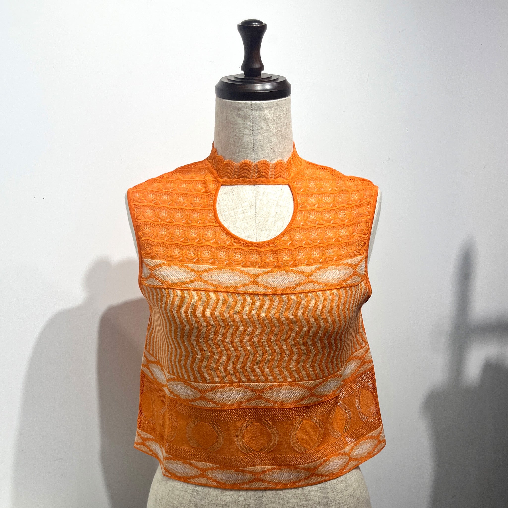 Wave-pattern lamé knitted top Orange【予約販売：2026年3月～5月発送予定】