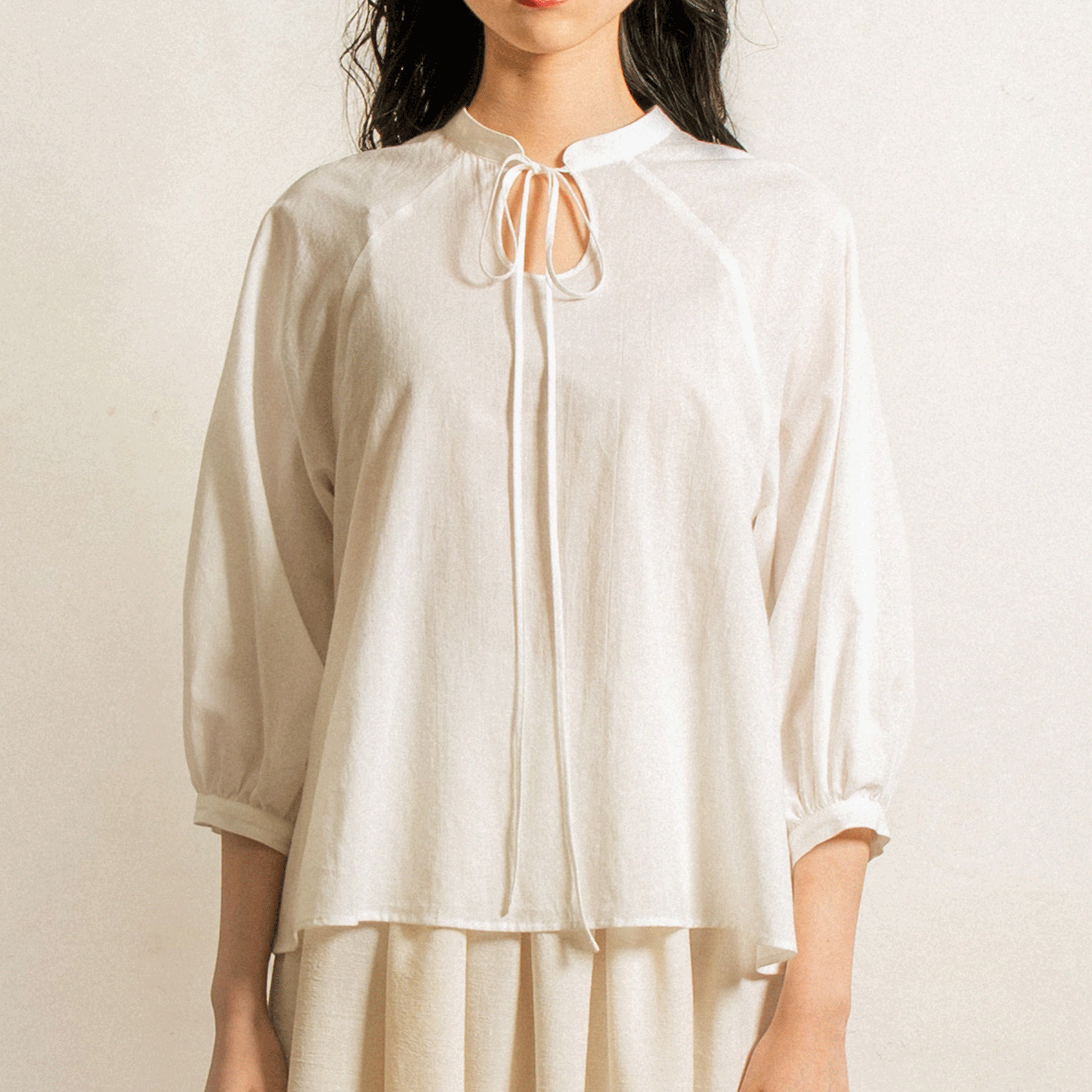 Organic cotton ribbon collar pull over
