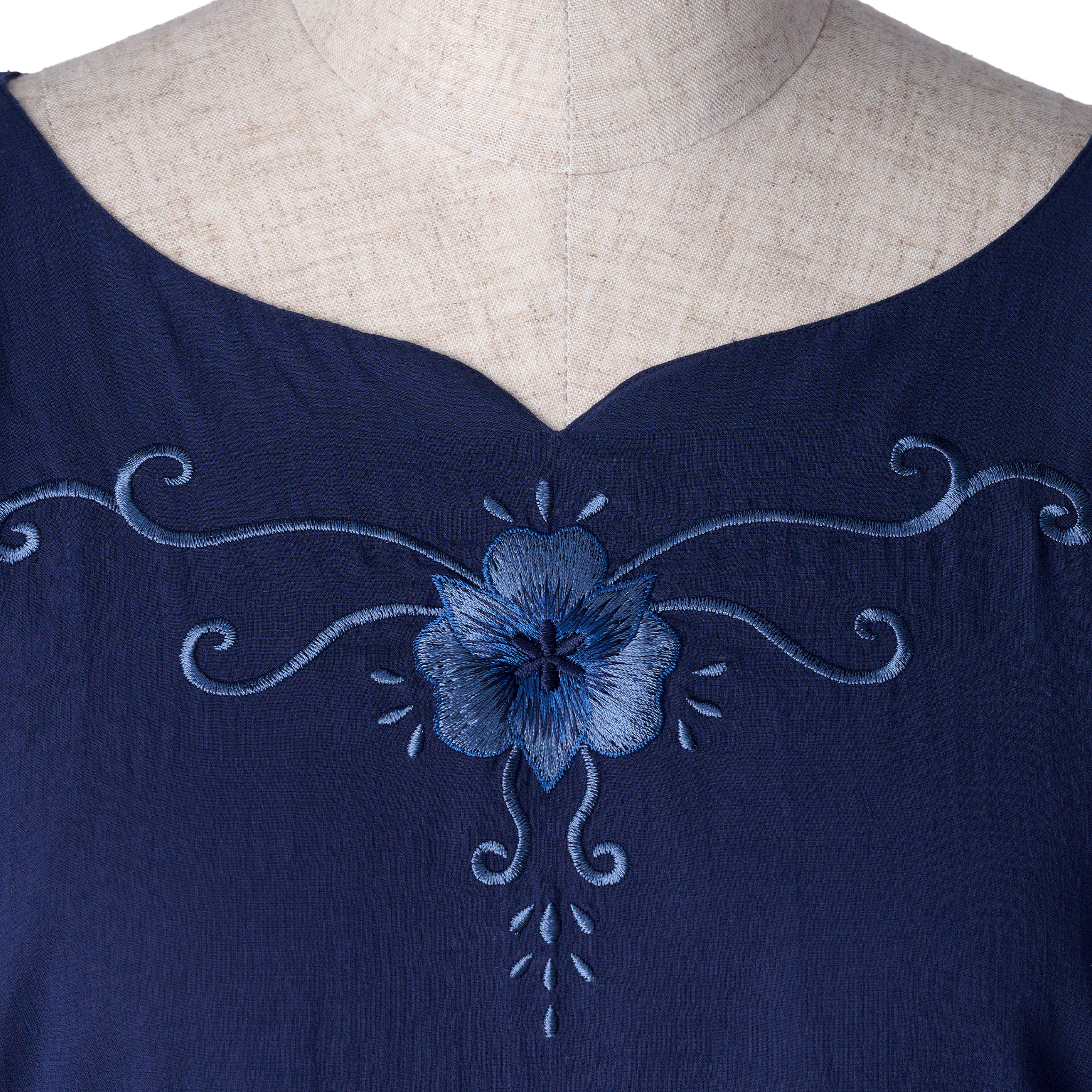 Alstroemeria embroidery tunic maxi dress