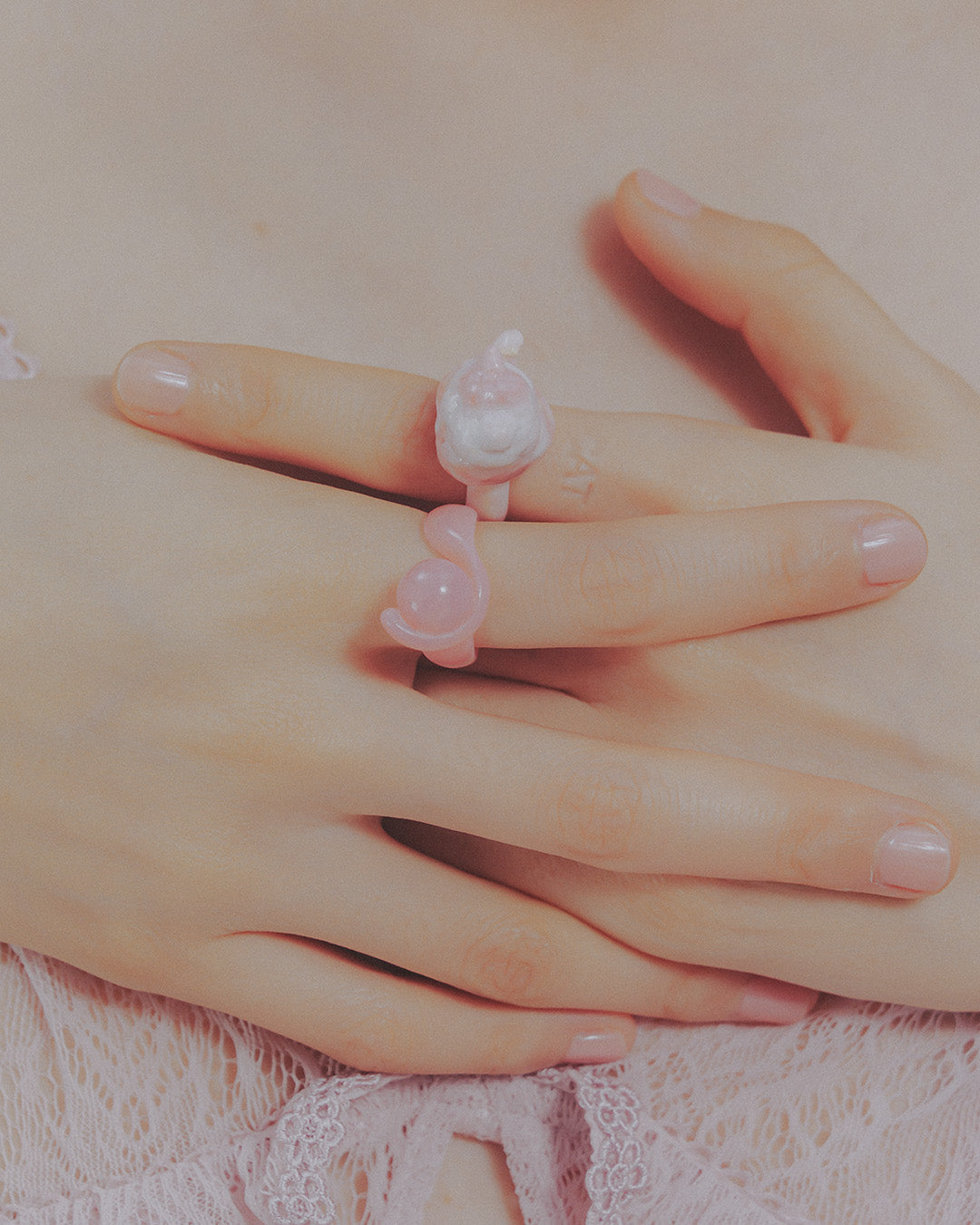 Hand-sculpted cat ring Marble pink【予約販売：2026年9月～10月発送予定】