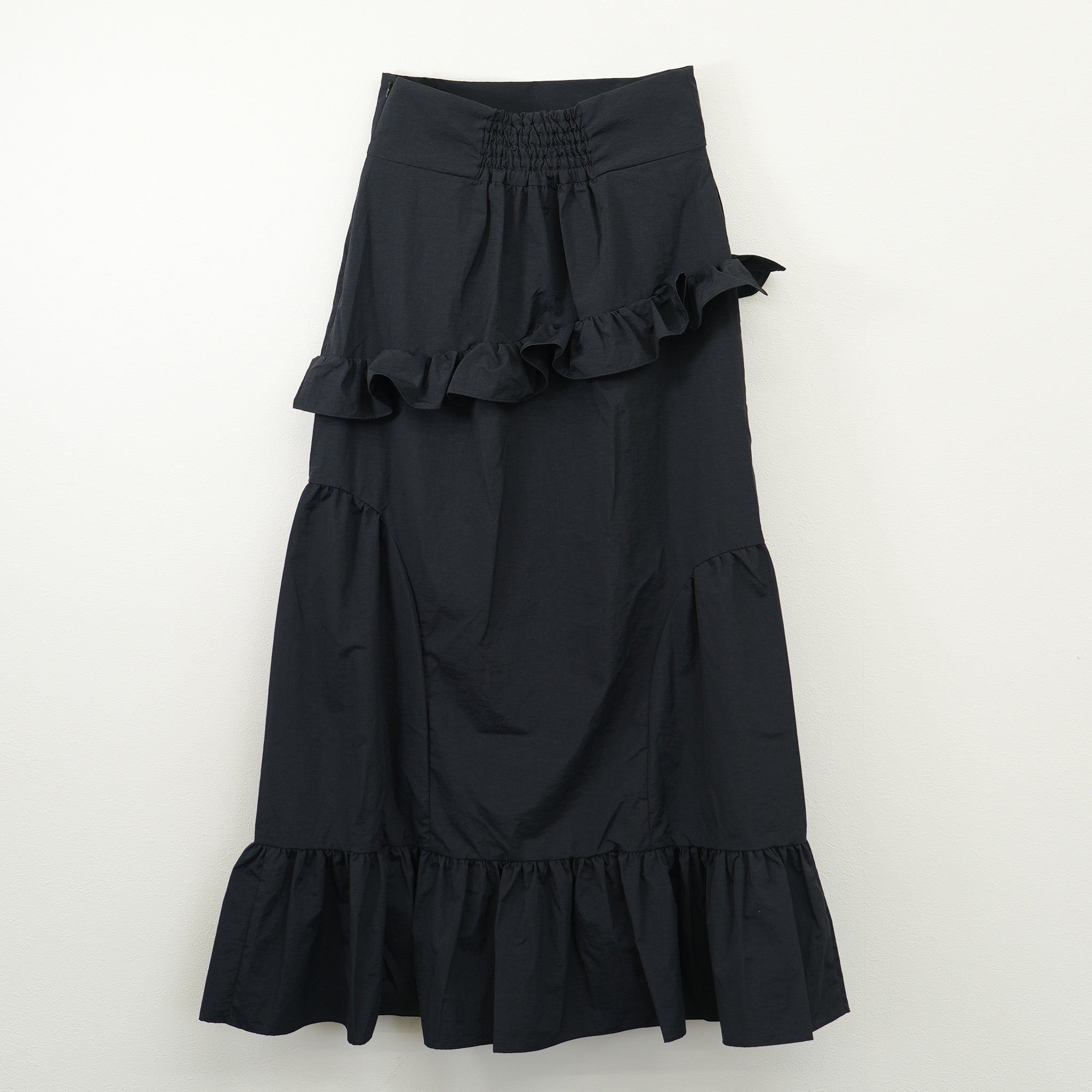Frill Asymmetric High-Waisted Skirt Black【予約販売：2026年3月～5月発送予定】