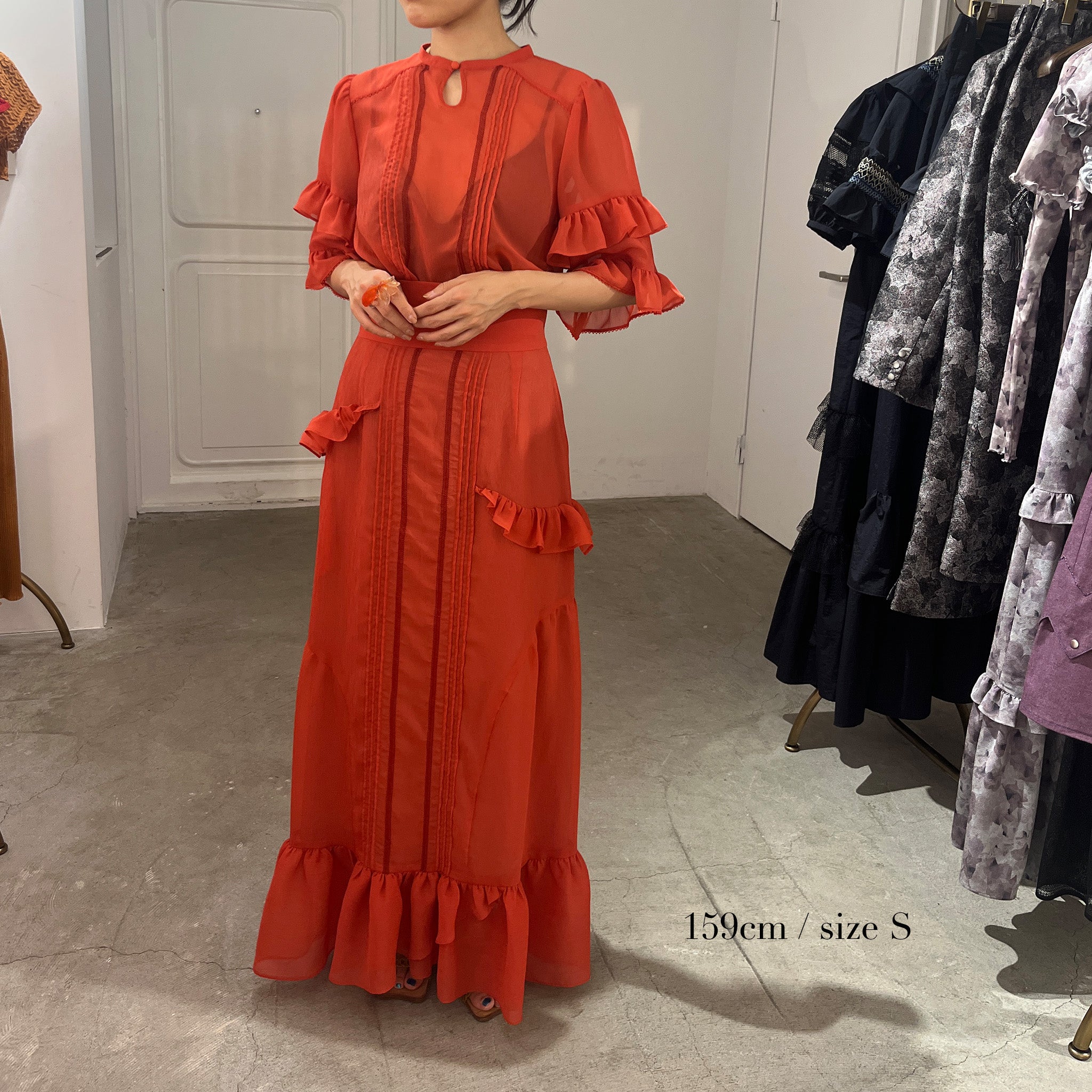 Frill Asymmetric High-Waisted Skirt Red【予約販売：2026年3月～5月発送予定】