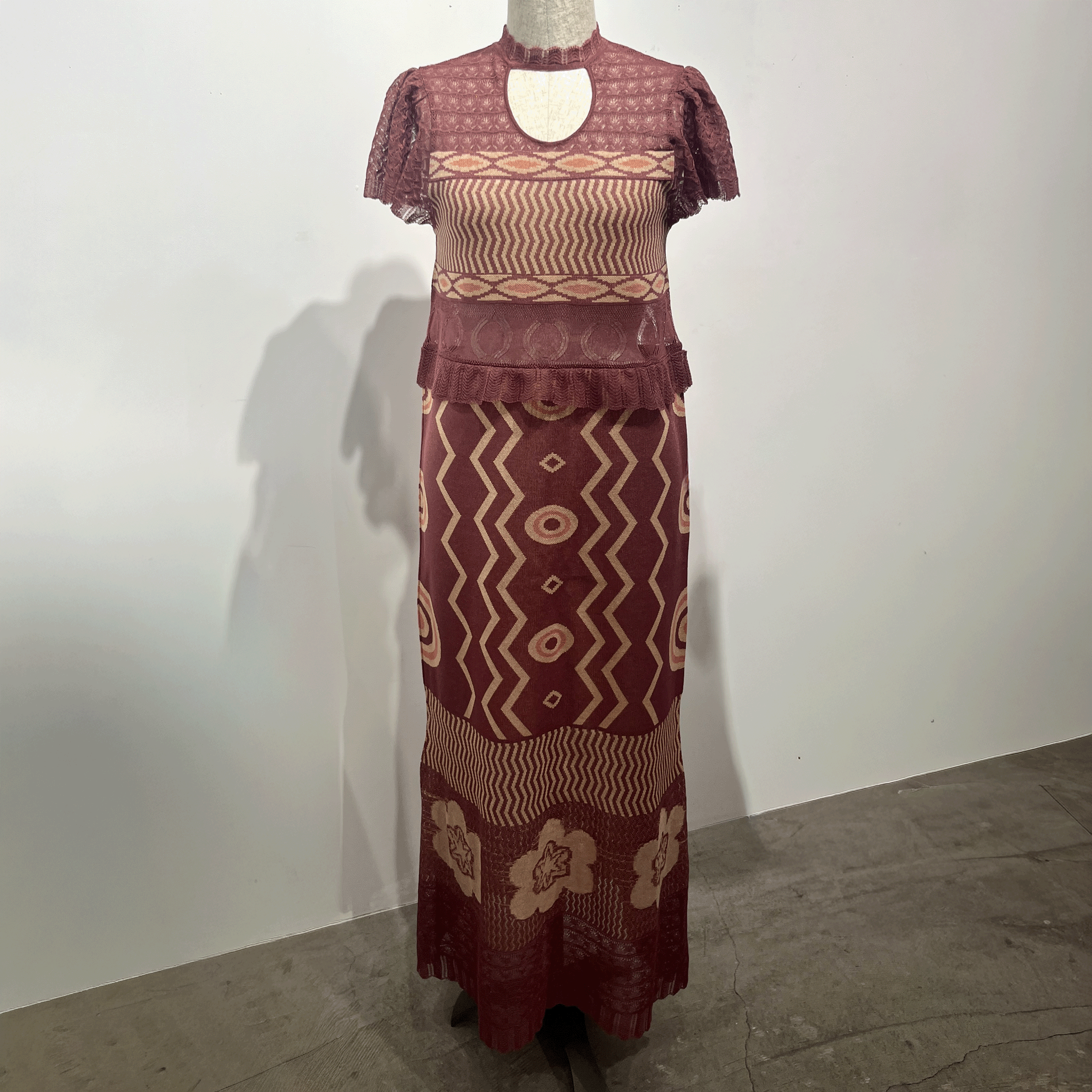 Wave-pattern lamé knitted dress Purple【4月発売予定】