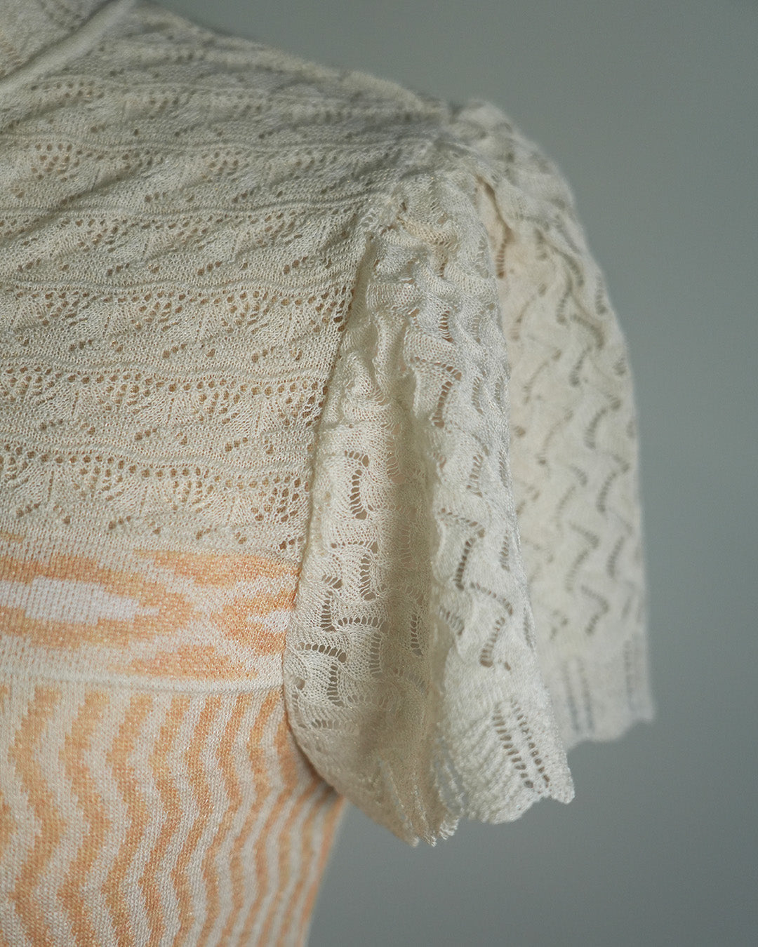 Wave-pattern lamé knitted dress White